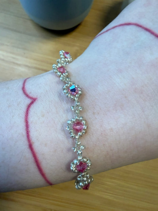 Drobné oválné náramky