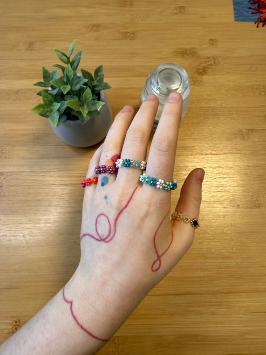 Prstýnek korálkový