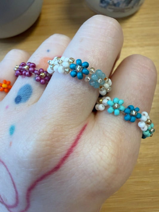 Prstýnek korálkový